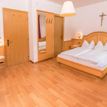 Garni Rives 2*